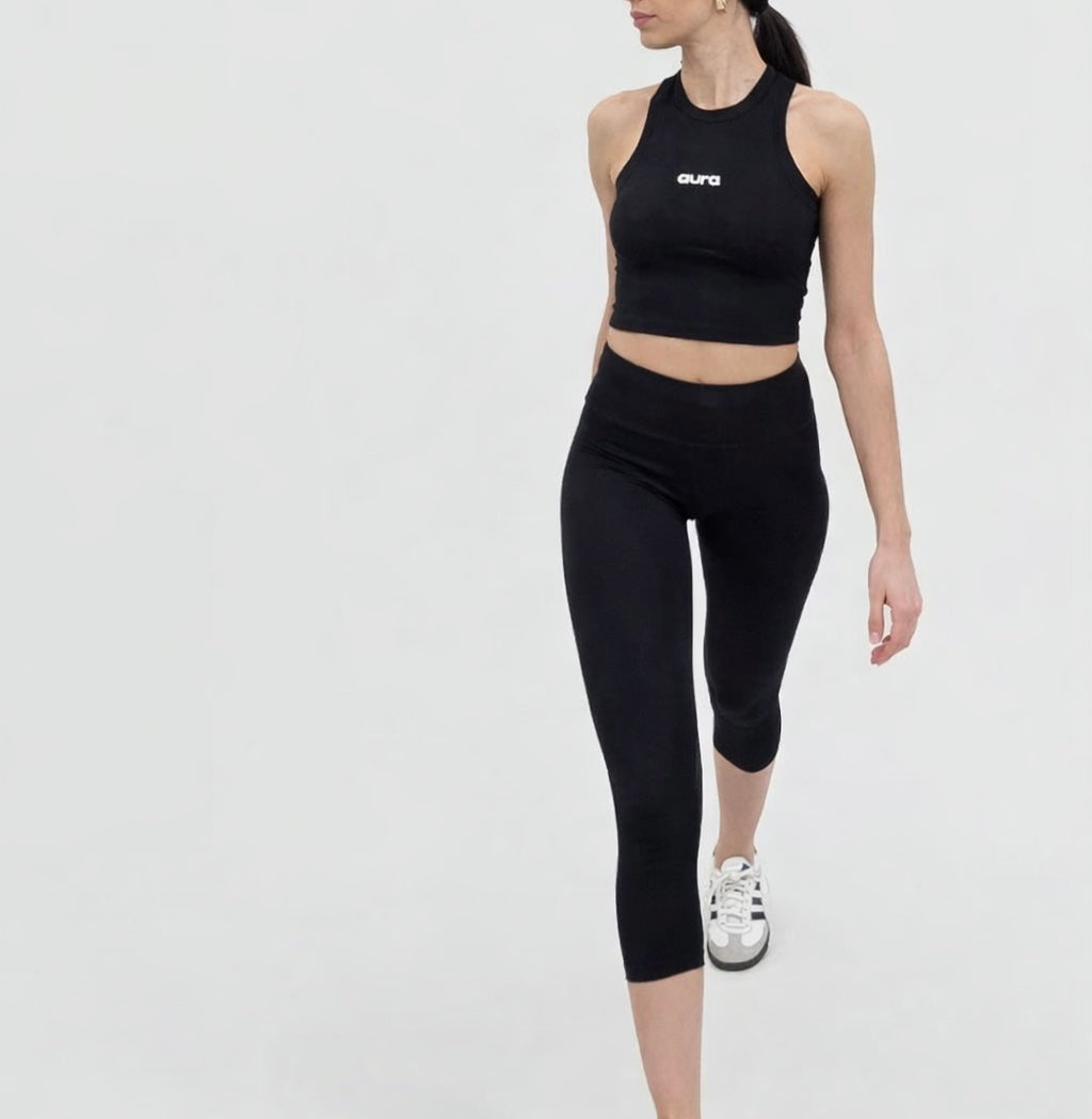 Contour Capri Leggings