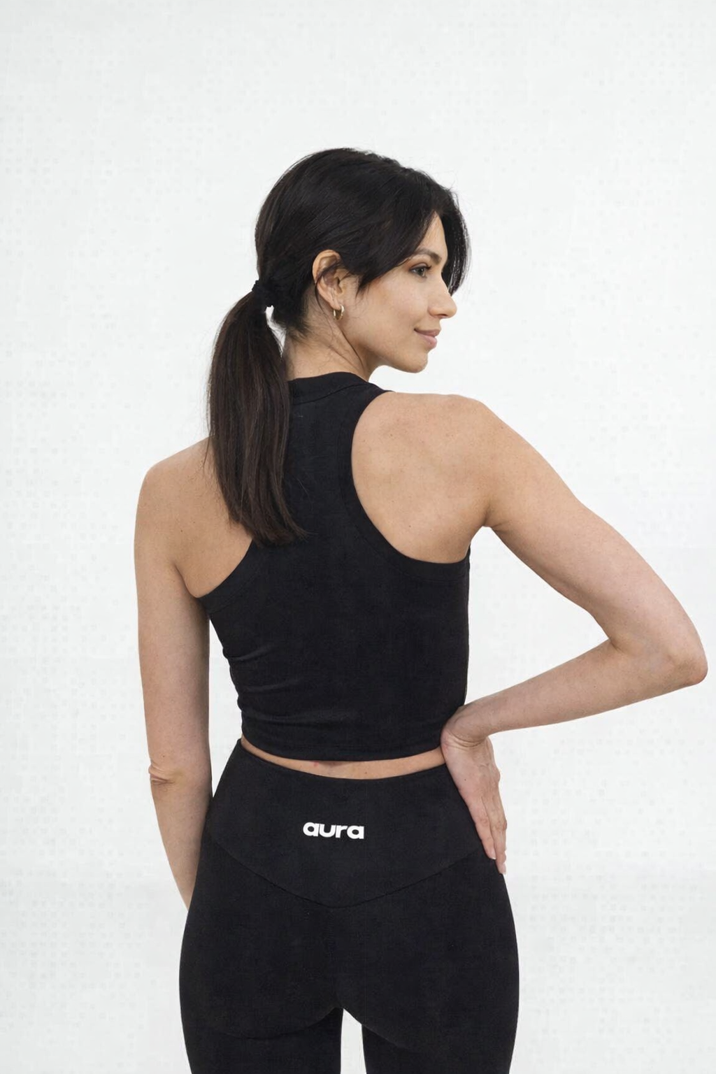 Contour Capri Leggings